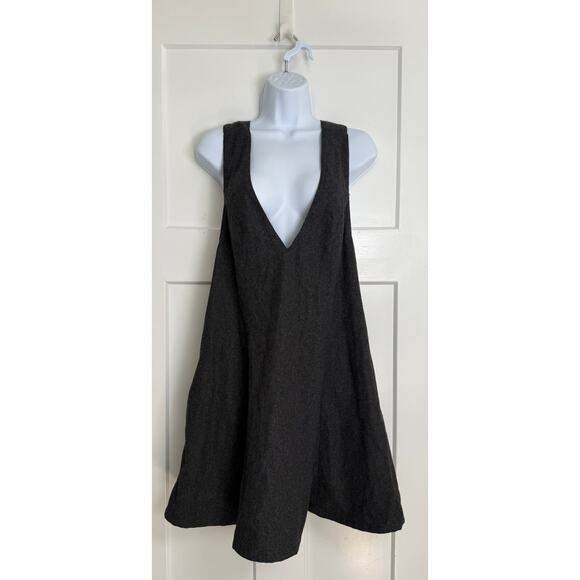 Free People Charcoal Gray Sleeveless Jumper Dress Wool Blend SIZE 8 - Picture 1 of 12